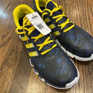 NWT adidas men’s shoes size 14